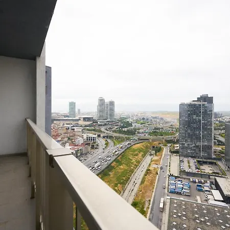 Appartement High Rise With Balcony